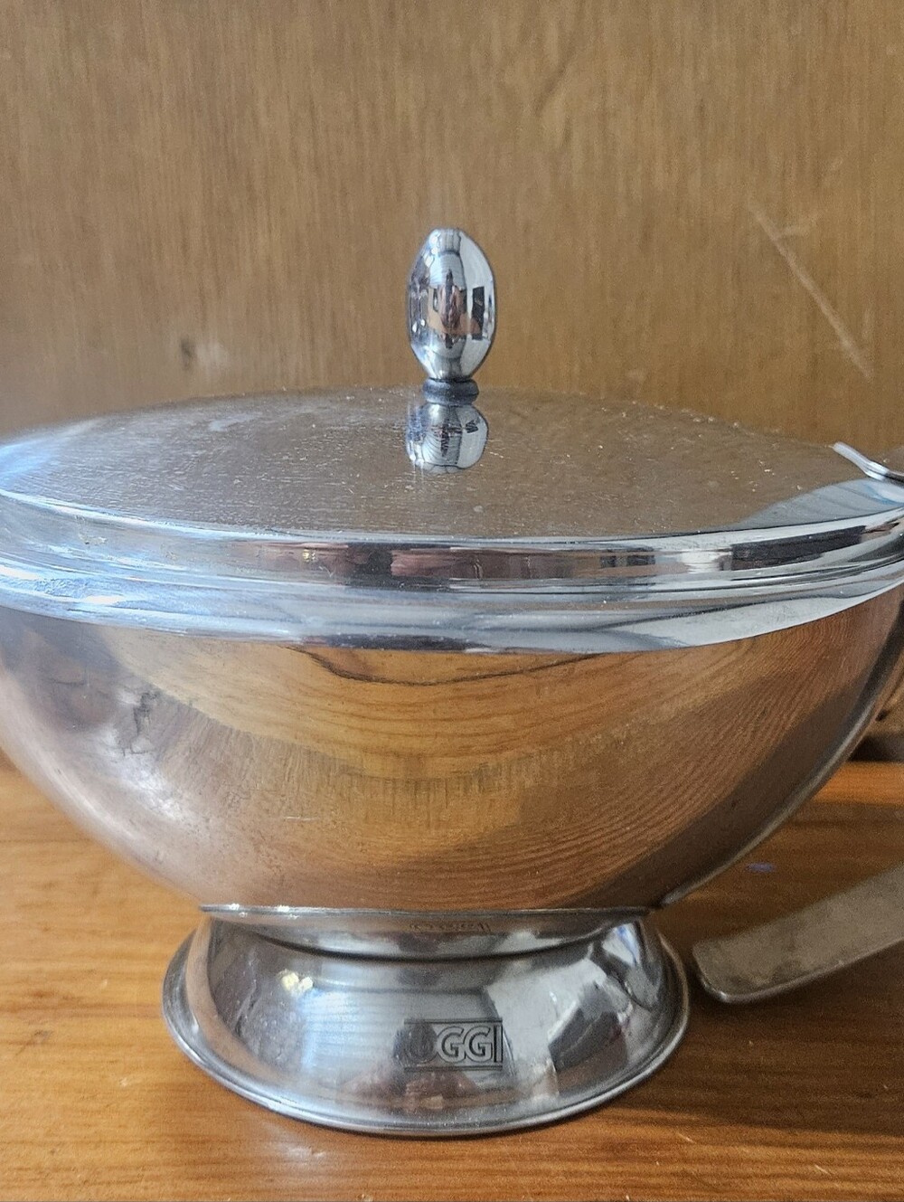 Oggi Stainless Steel Gravy Boat with Hinged Lid Vintage Double Wall